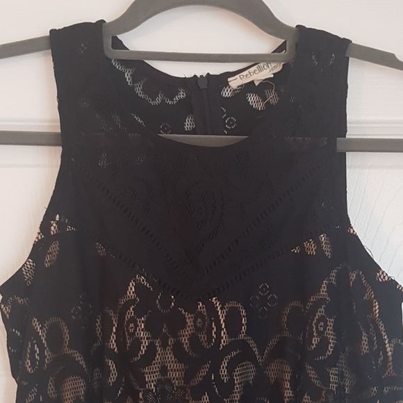 Black Lace A-line Dress - Picture 4 of 8